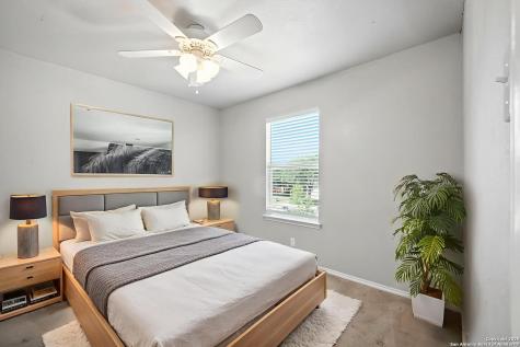 7439 Circle Farm San Antonio TX 78239