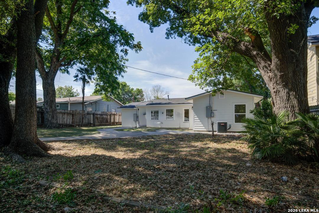 1514 Arroya Vista San Antonio TX 78213