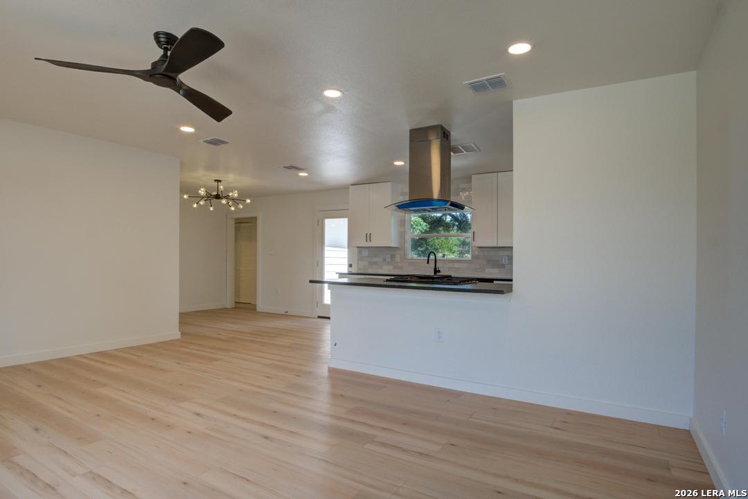 1514 Arroya Vista San Antonio TX 78213