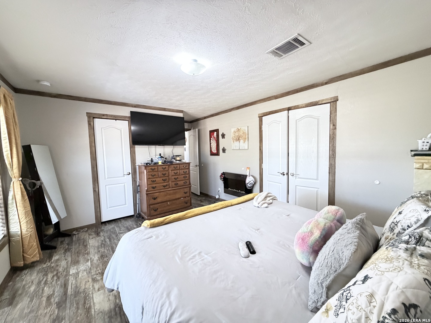 152 County Road 2667 Devine TX 78016
