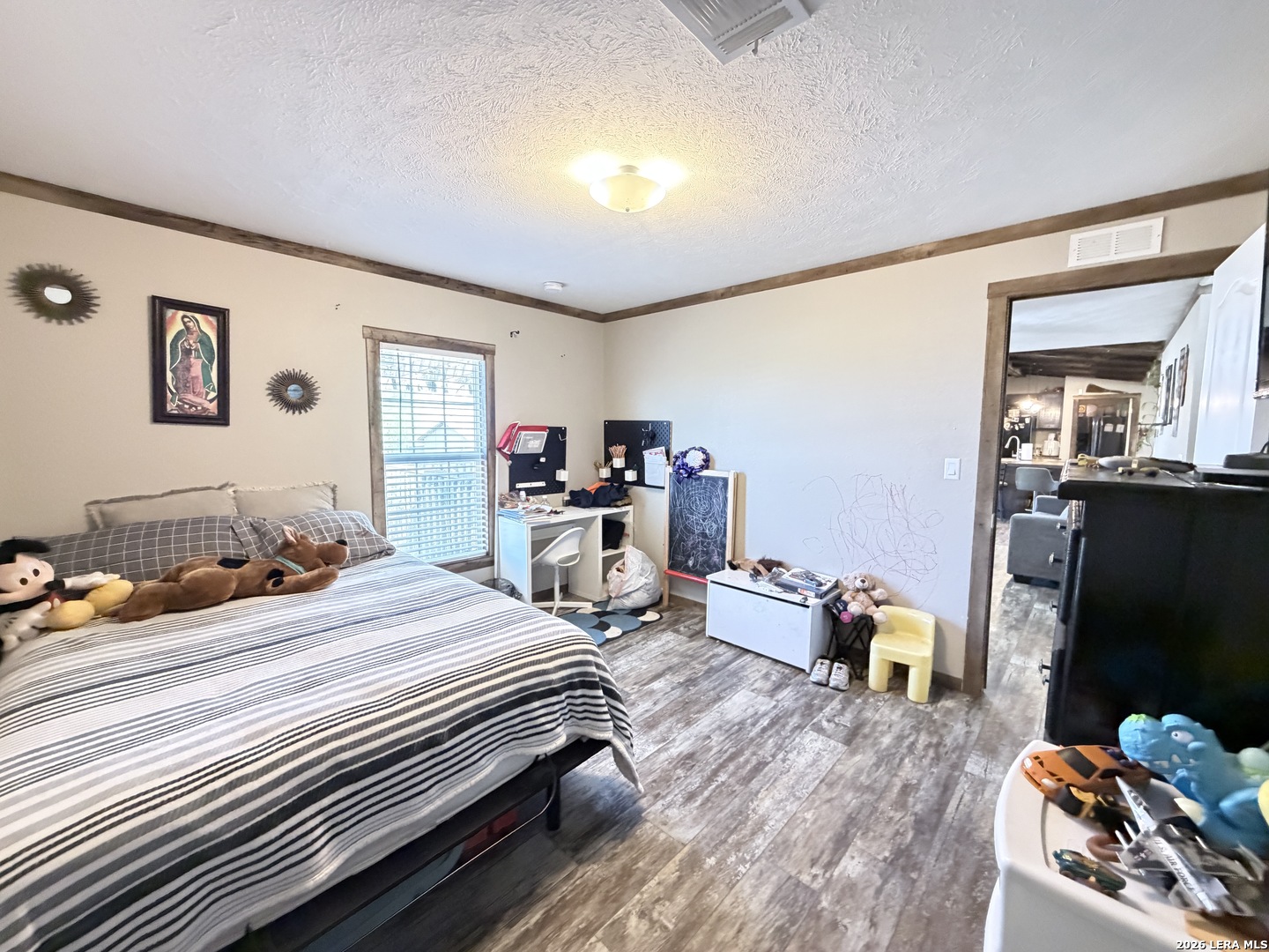 152 County Road 2667 Devine TX 78016