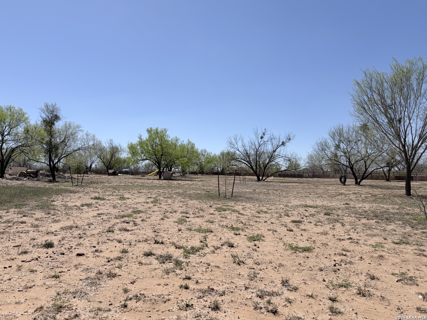 152 County Road 2667 Devine TX 78016