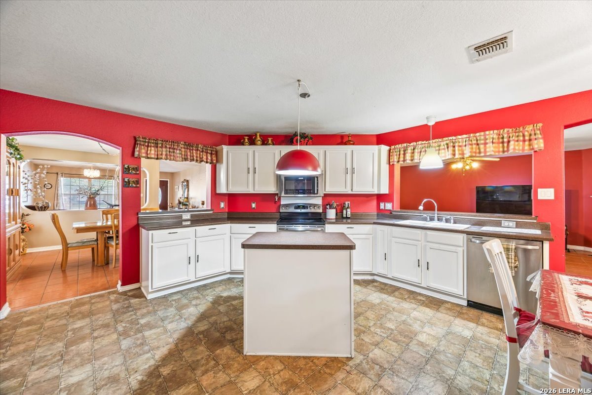 6234 Spotters Ridge San Antonio TX 78233