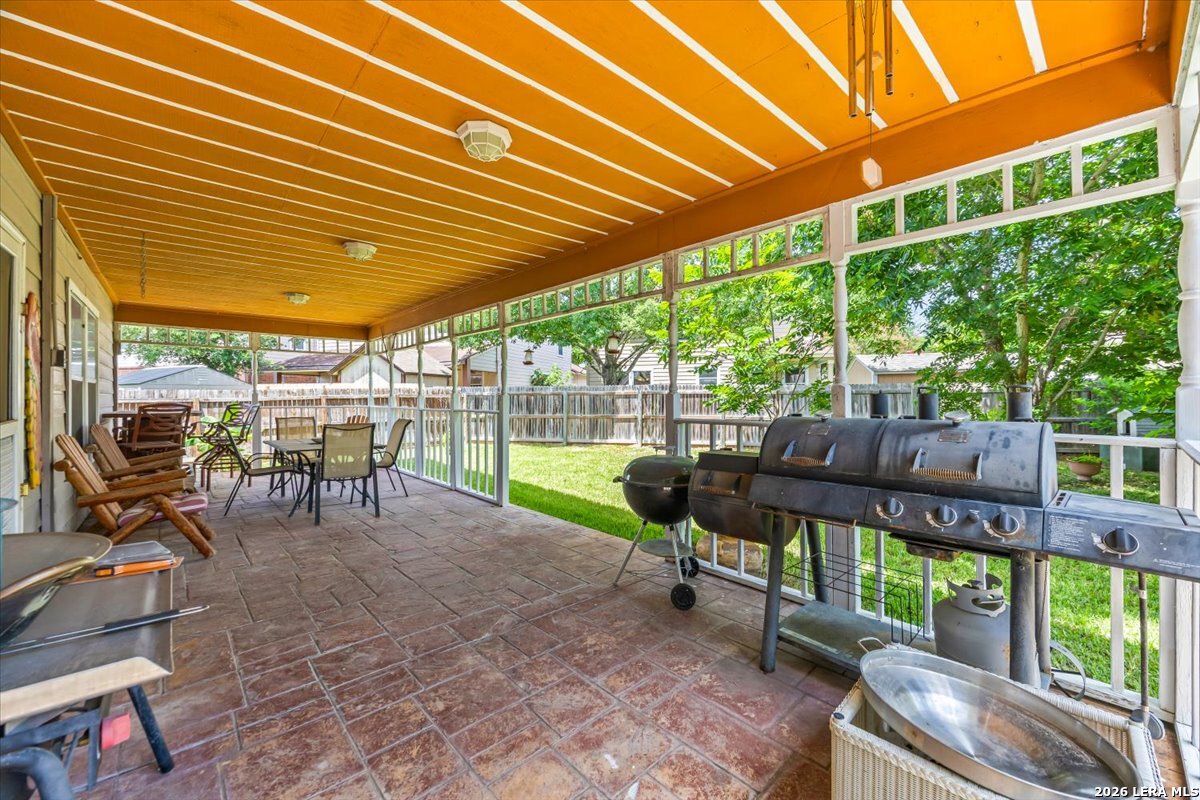 6234 Spotters Ridge San Antonio TX 78233