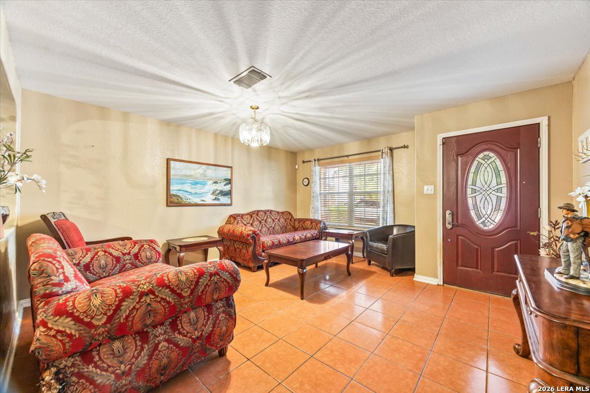 6234 Spotters Ridge San Antonio TX 78233