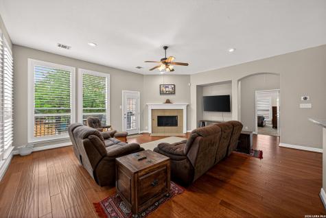 8715 Rancho De Taos Helotes TX 78023