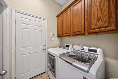 8715 Rancho De Taos Helotes TX 78023