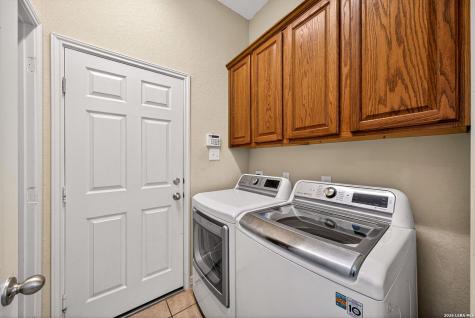 8715 Rancho De Taos Helotes TX 78023