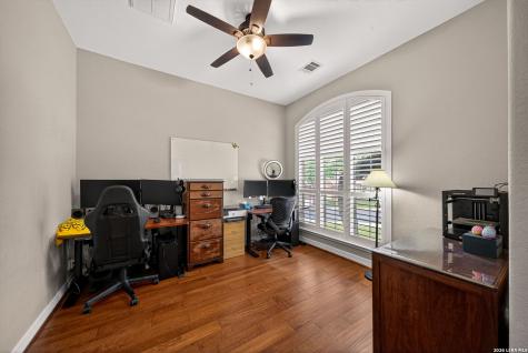 8715 Rancho De Taos Helotes TX 78023