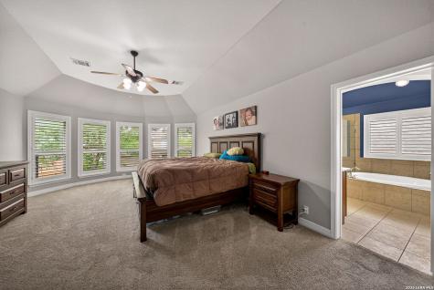 8715 Rancho De Taos Helotes TX 78023