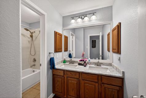 8715 Rancho De Taos Helotes TX 78023