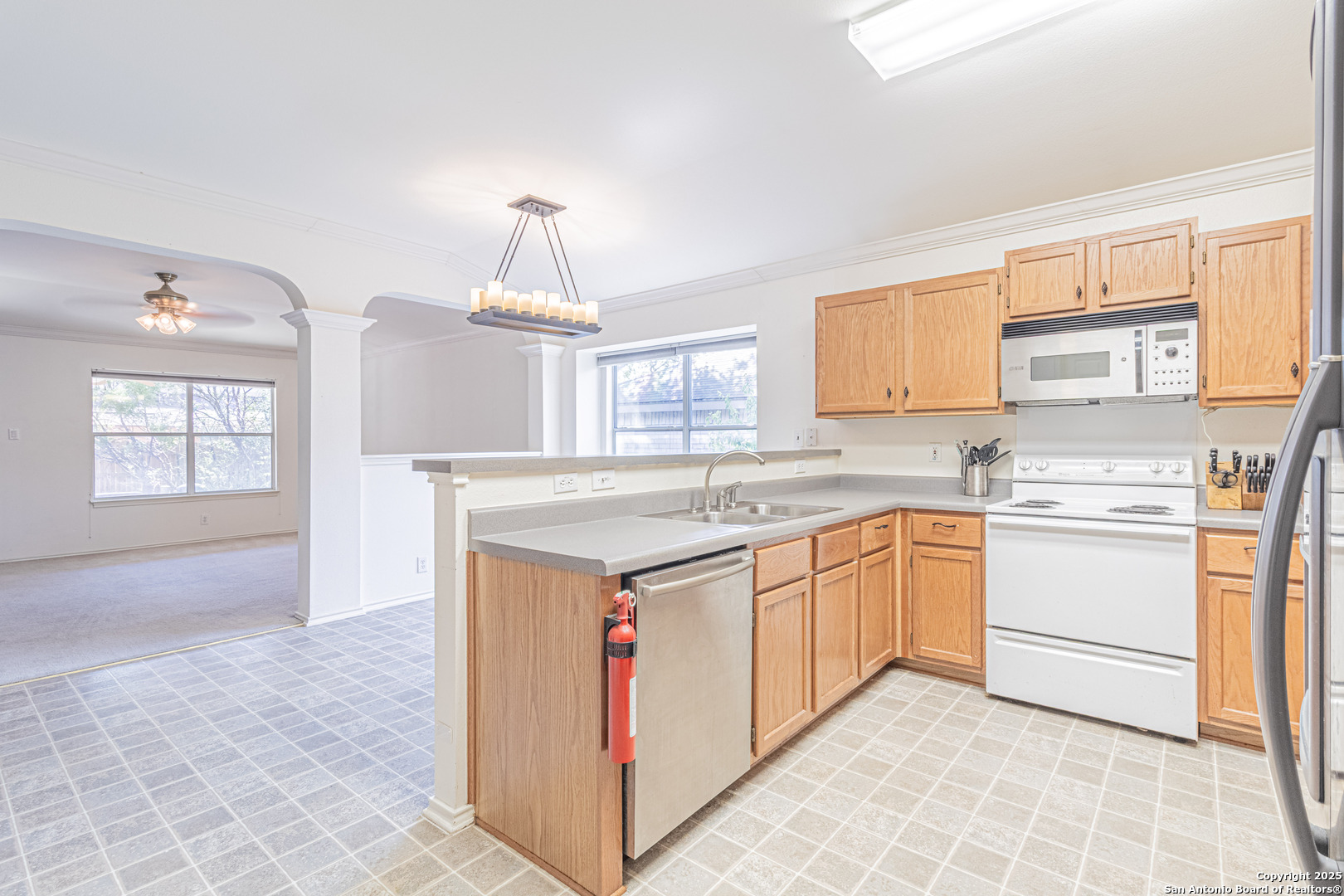 1140 Lion Way San Antonio TX 78251