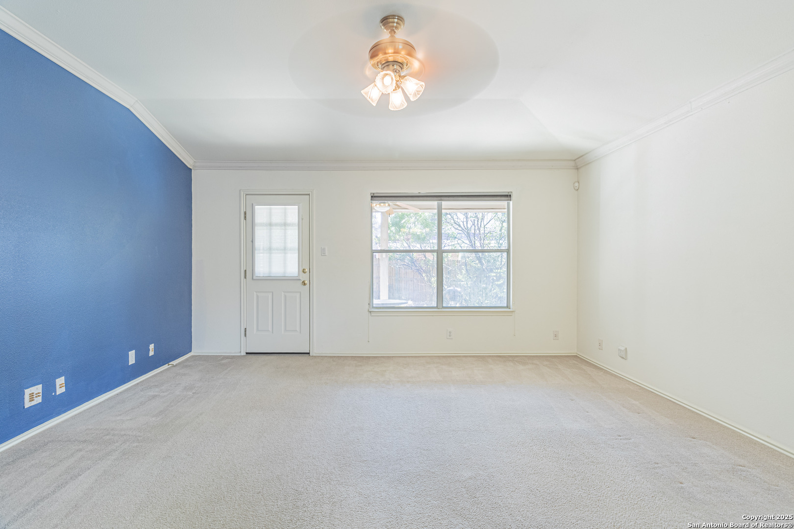 1140 Lion Way San Antonio TX 78251