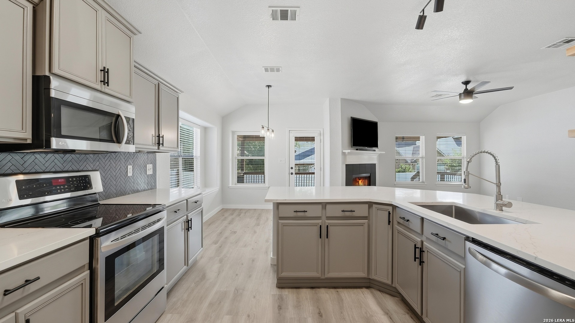 119 Running Brook Cibolo TX 78108