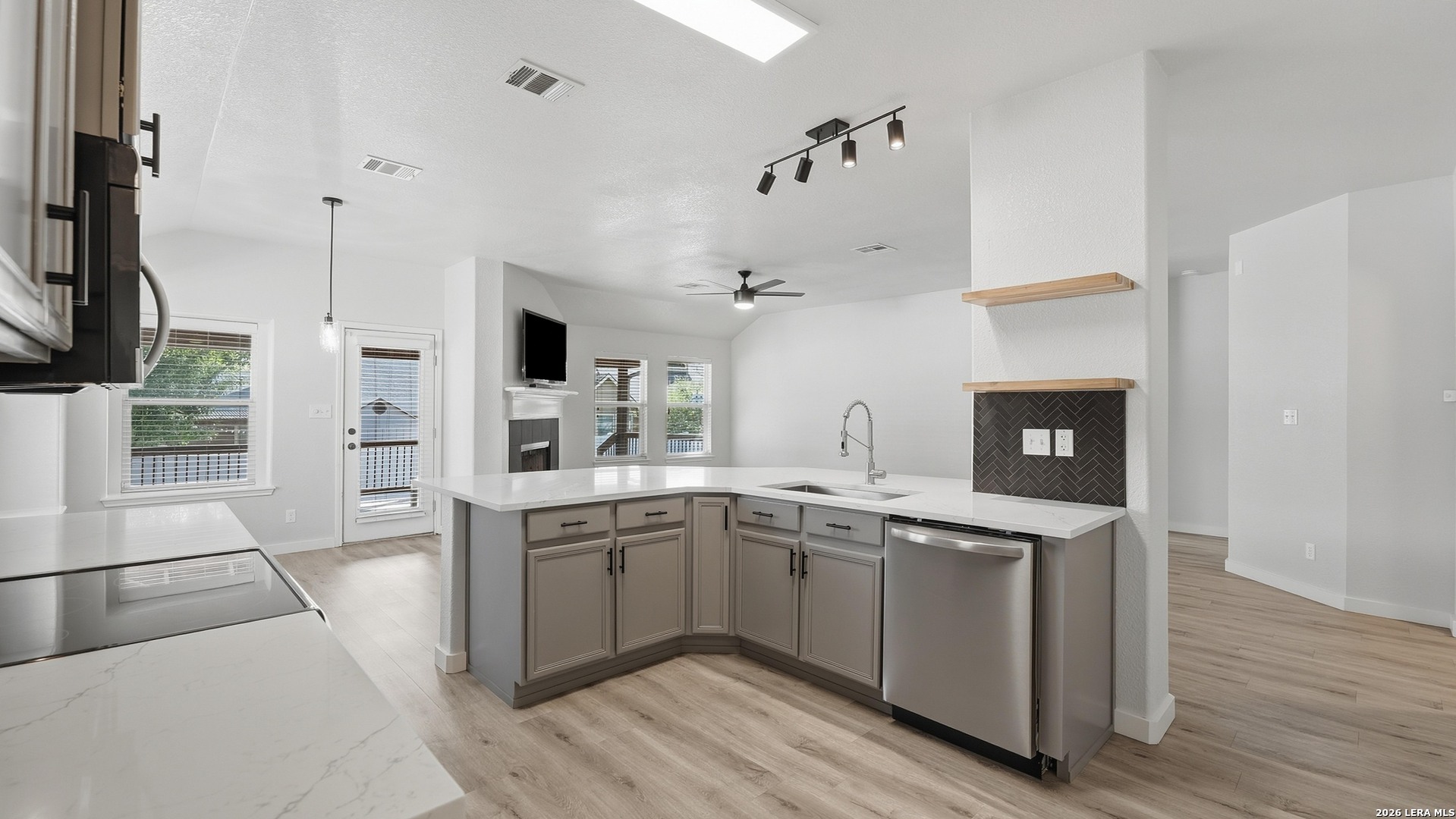 119 Running Brook Cibolo TX 78108