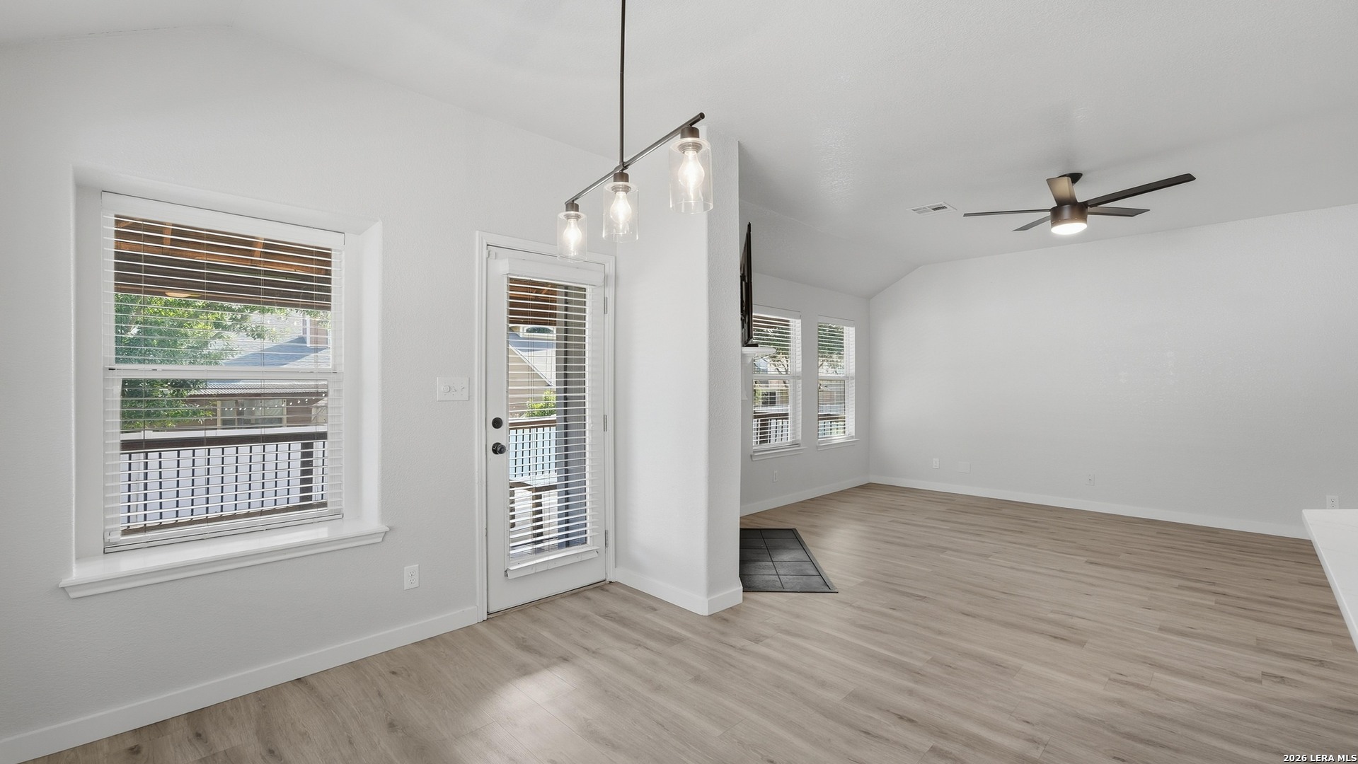 119 Running Brook Cibolo TX 78108