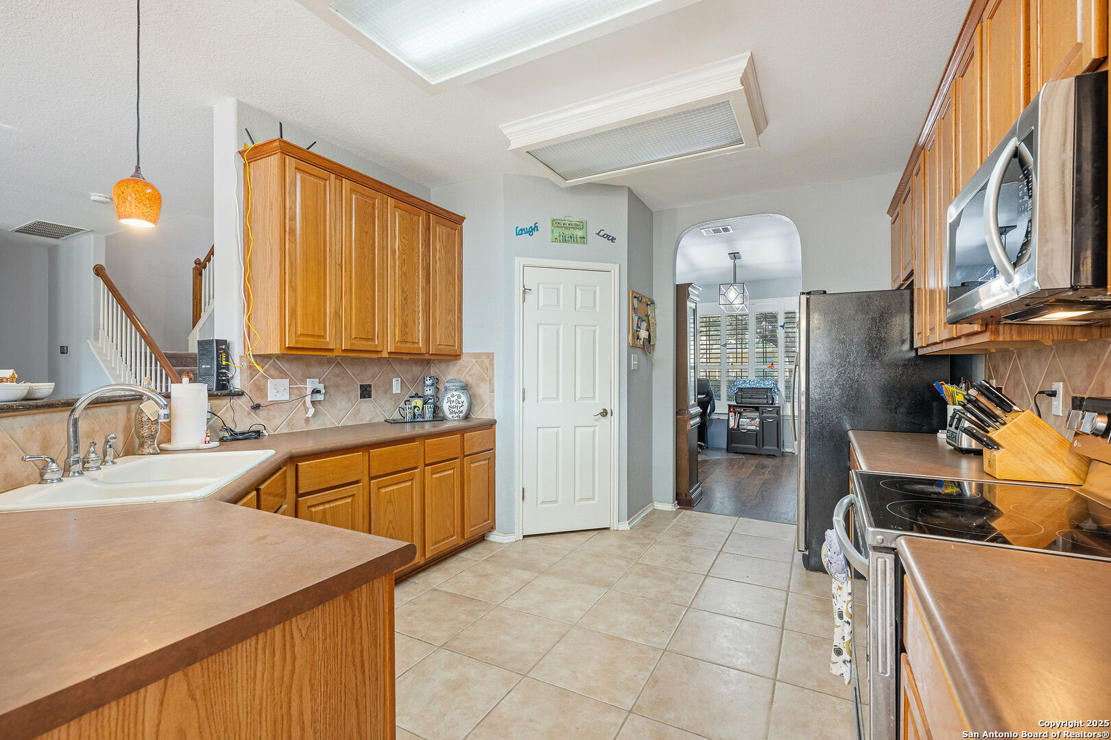 8306 Piney Wood Run San Antonio TX 78255