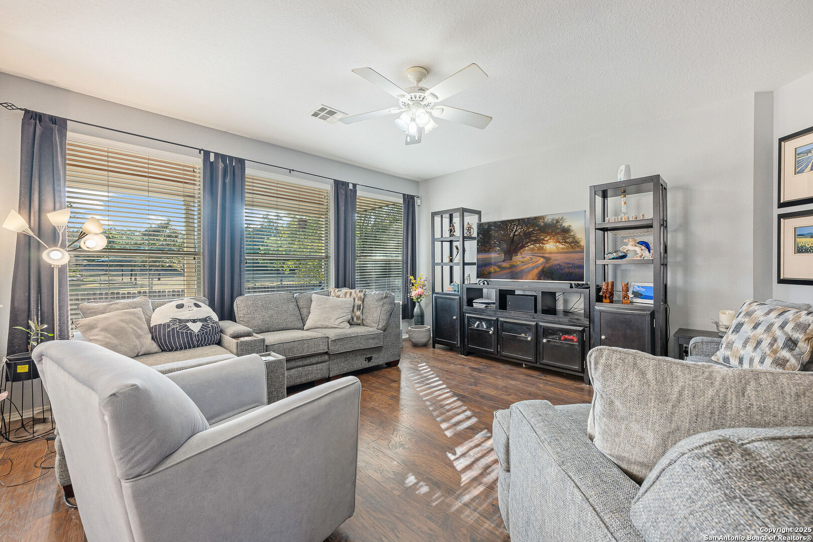 8306 Piney Wood Run San Antonio TX 78255