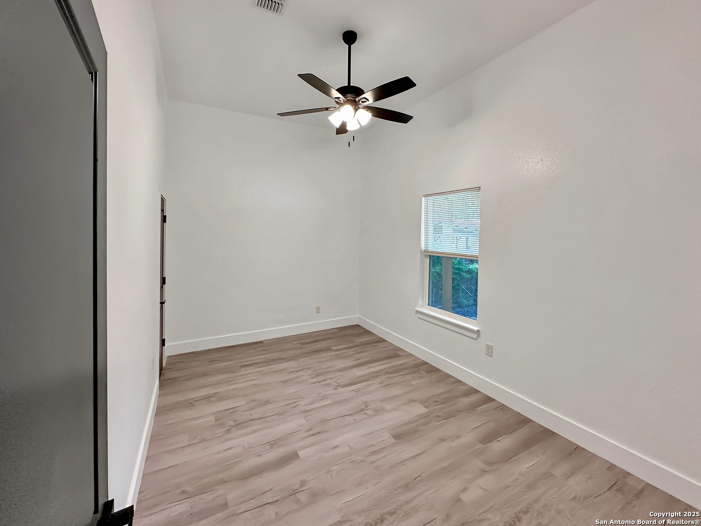 430 E Hart San Antonio TX 78214
