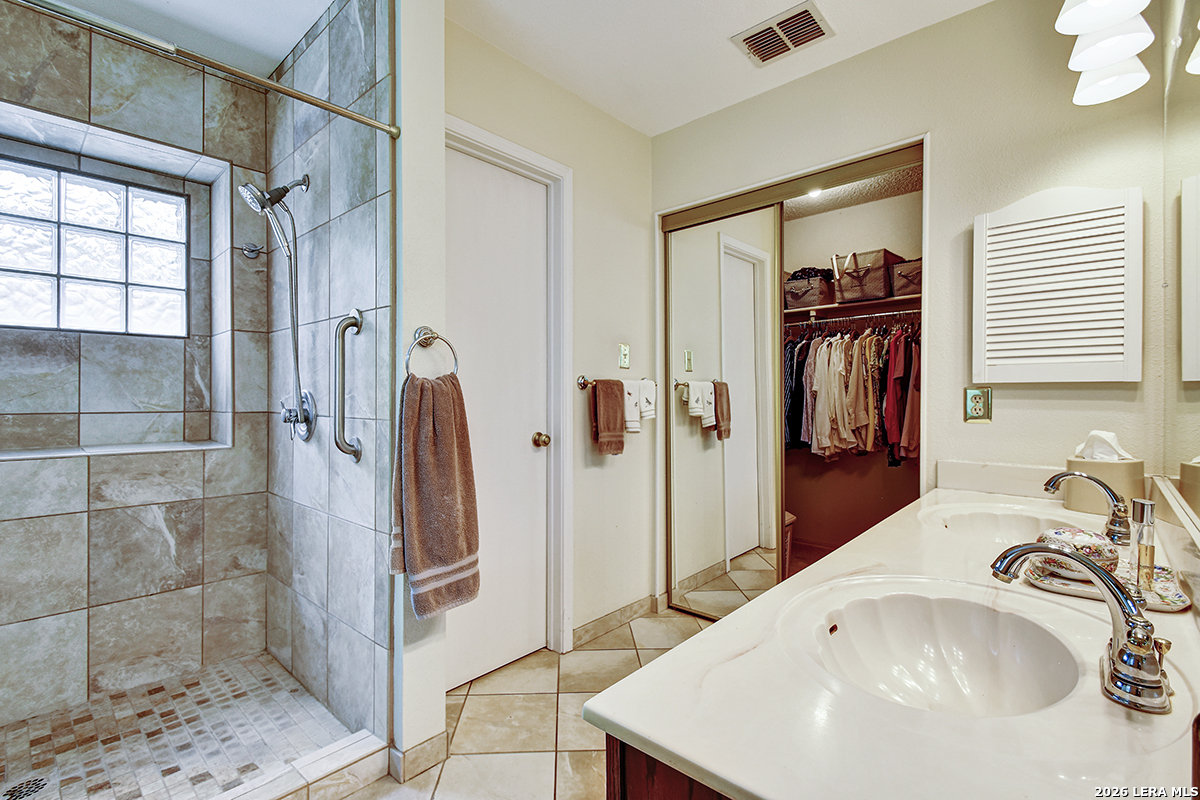 13914 Laurel Hollow Drive San Antonio TX 78232