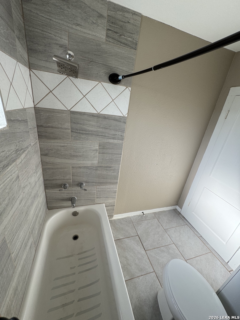 3806 W Martin San Antonio TX 78207