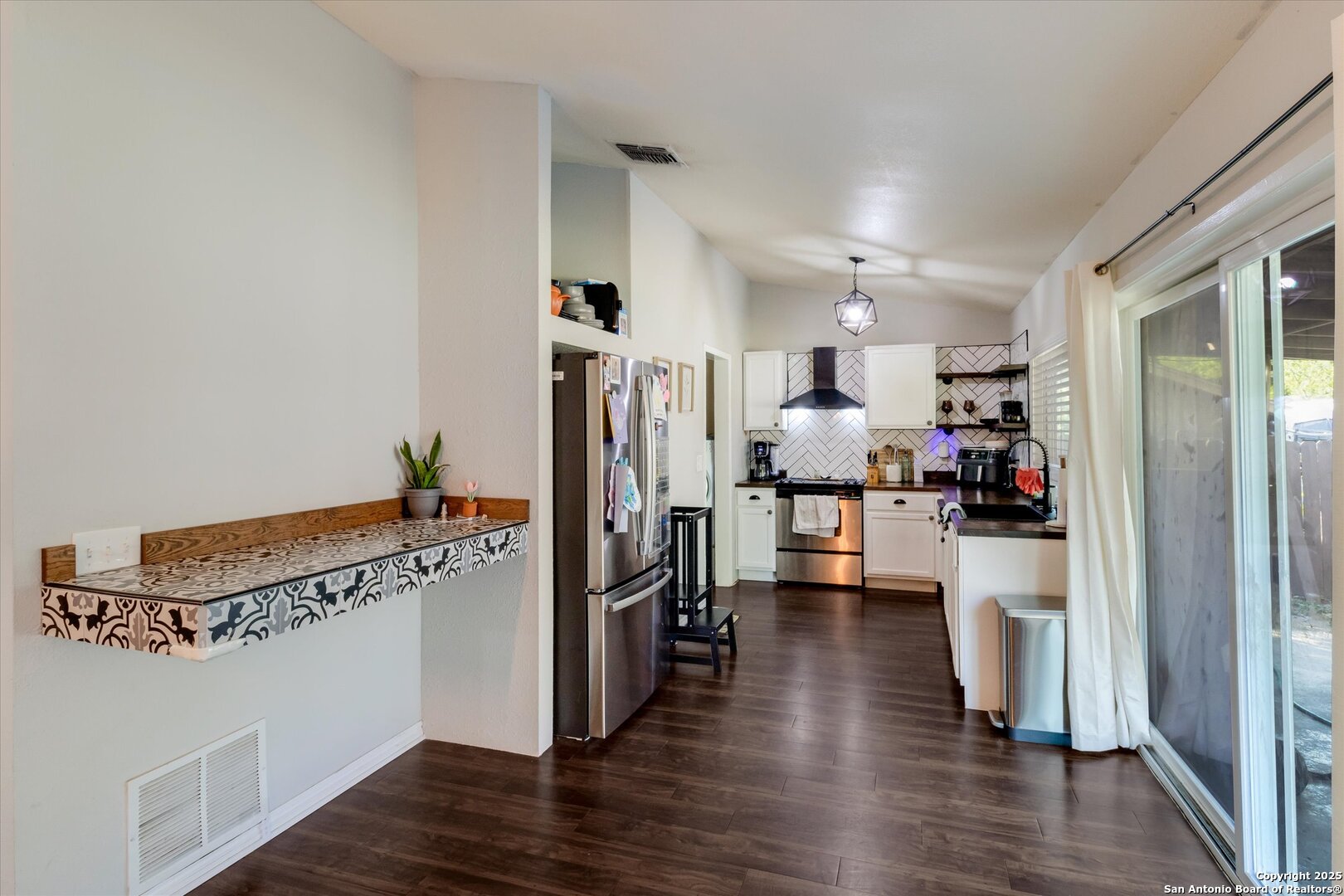 4335 Las Cruces Street San Antonio TX 78233