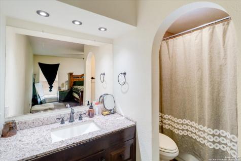 4335 Las Cruces Street San Antonio TX 78233