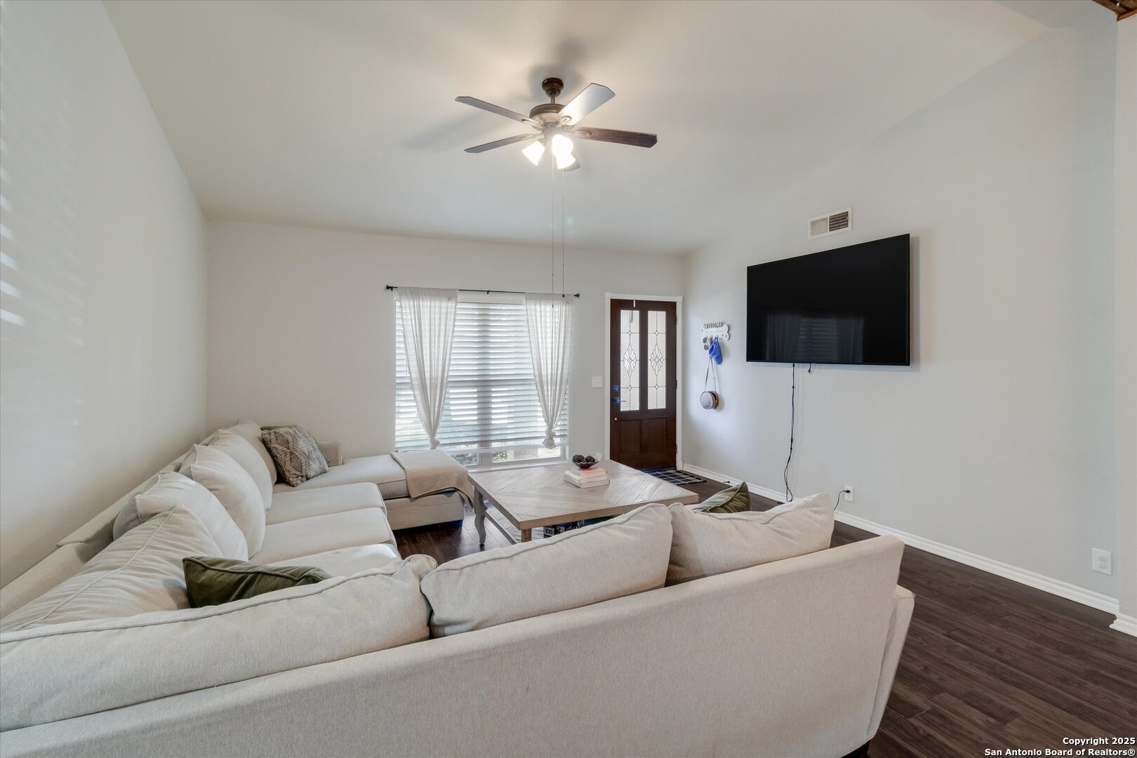 4335 Las Cruces Street San Antonio TX 78233