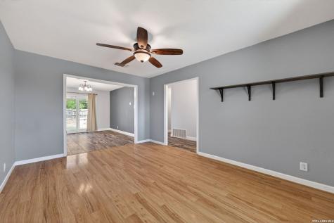 5343 Galacino San Antonio TX 78247