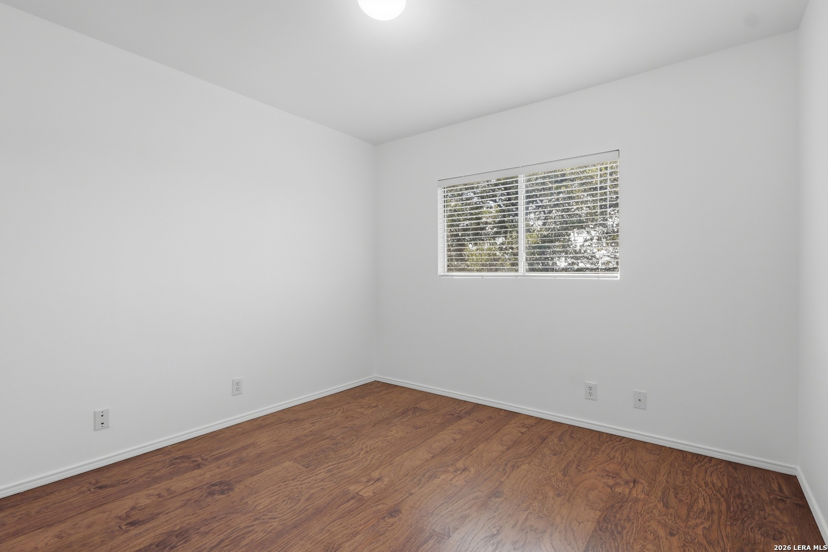 24715 Magnolia Falls San Antonio TX 78261