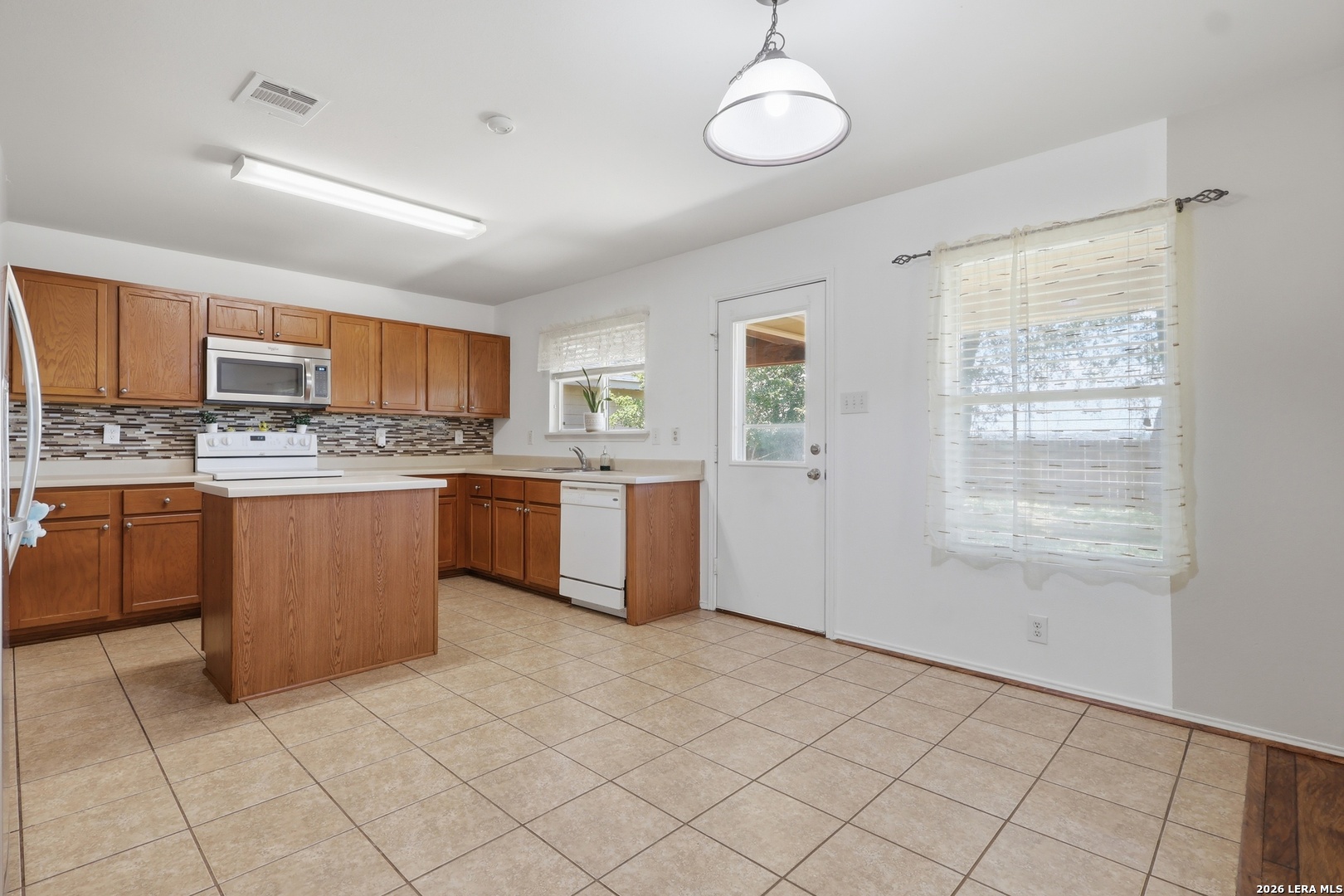 24715 Magnolia Falls San Antonio TX 78261