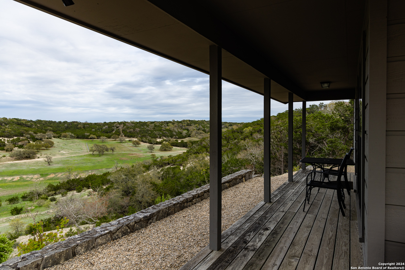 5081 Texas 173 Center Point TX 78010