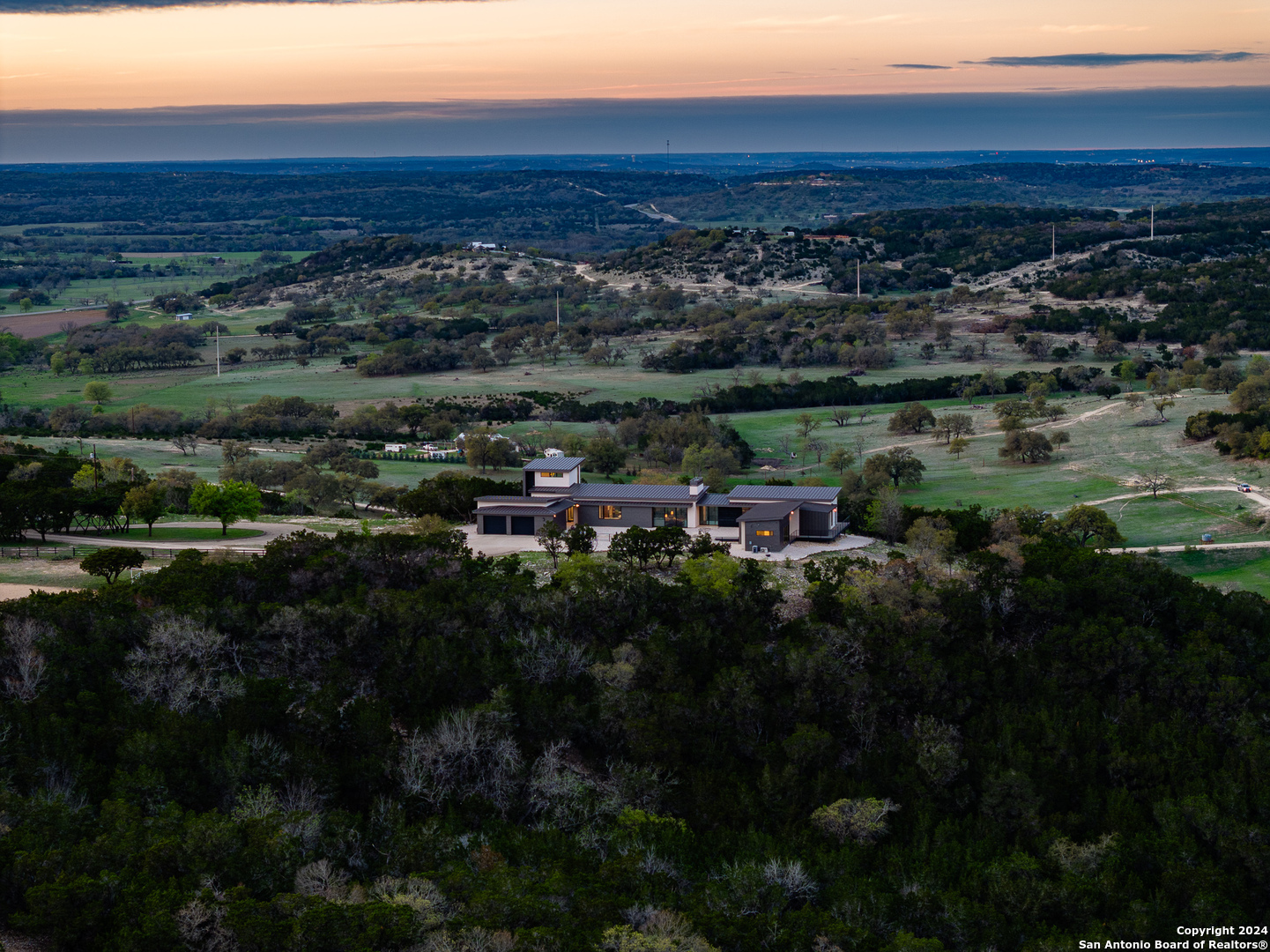 5081 Texas 173 Center Point TX 78010
