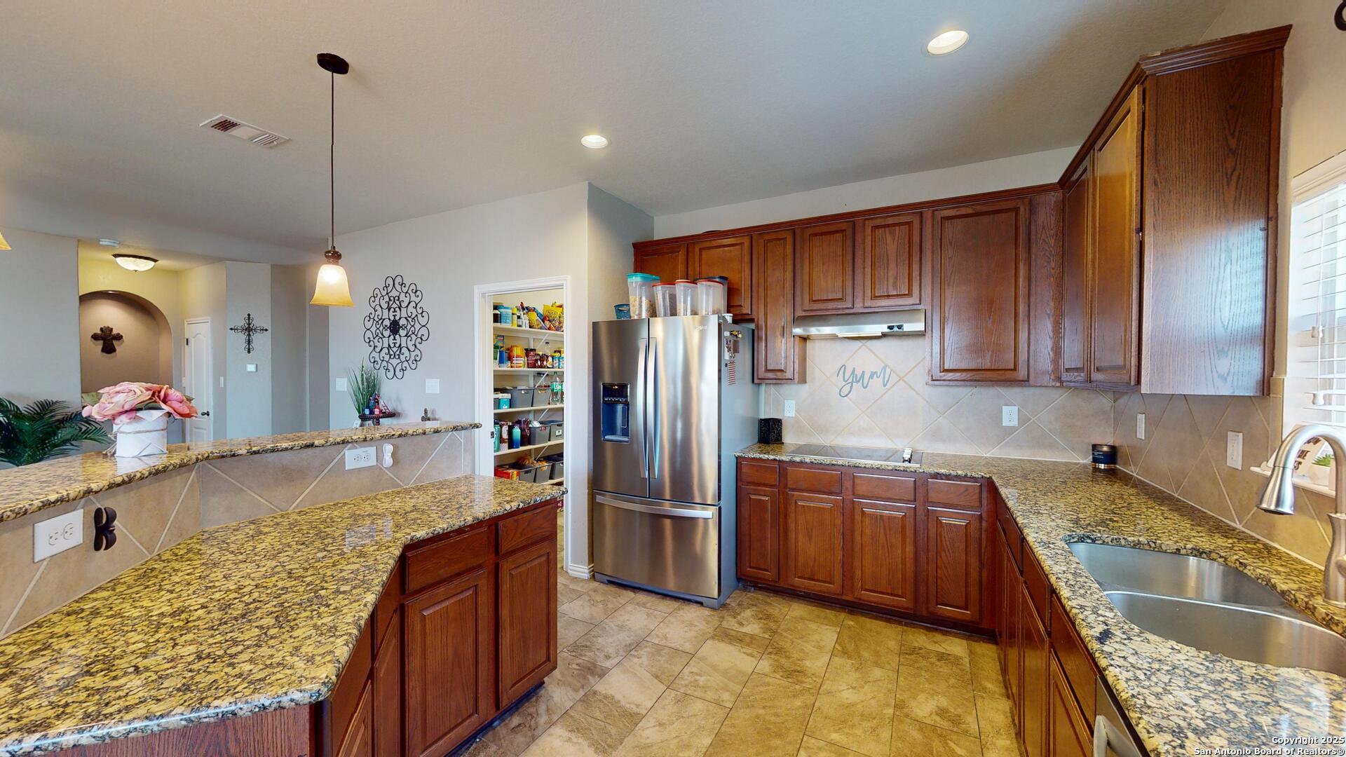 522 Baltustrol Cibolo TX 78108