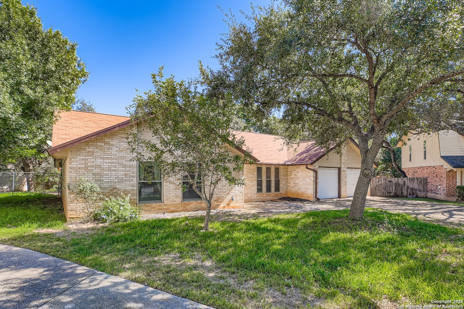 14218 Woodlark San Antonio TX 78231