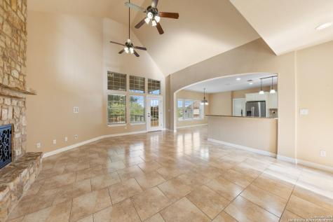 169 Abrego Lake Floresville TX 78114