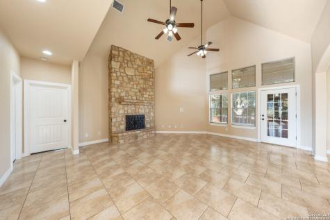 169 Abrego Lake Floresville TX 78114