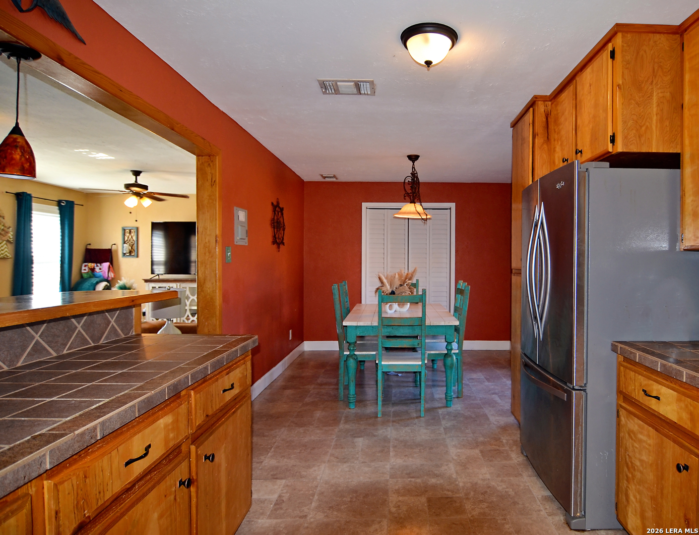 805 E Anderson Beeville TX 78102