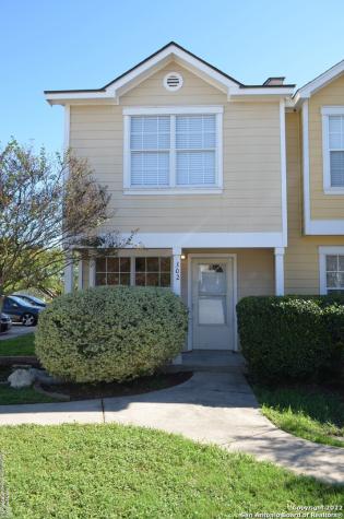 302 Autumn Pass San Antonio TX 78245