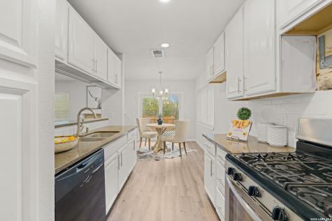 10223 Flatland Trail Converse TX 78109