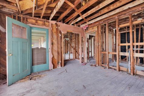 315 Blue Bonnet Street San Antonio TX 78202