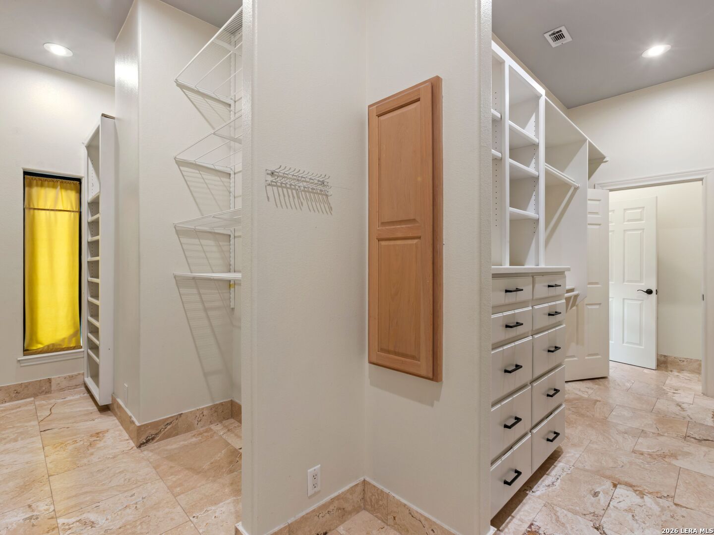 3 Burnham Glen San Antonio TX 78257