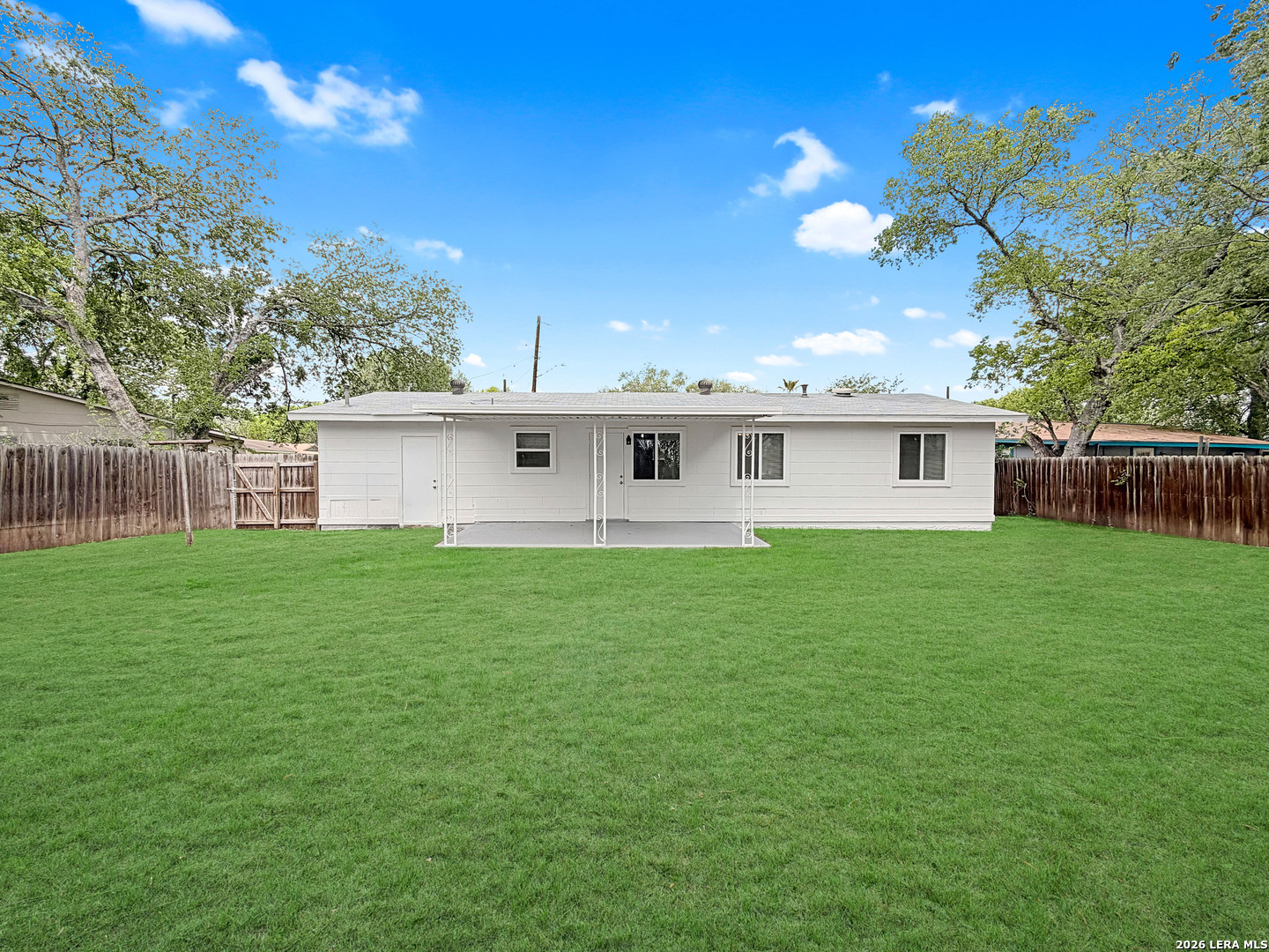 250 Flintstone Lane Universal City TX 78148