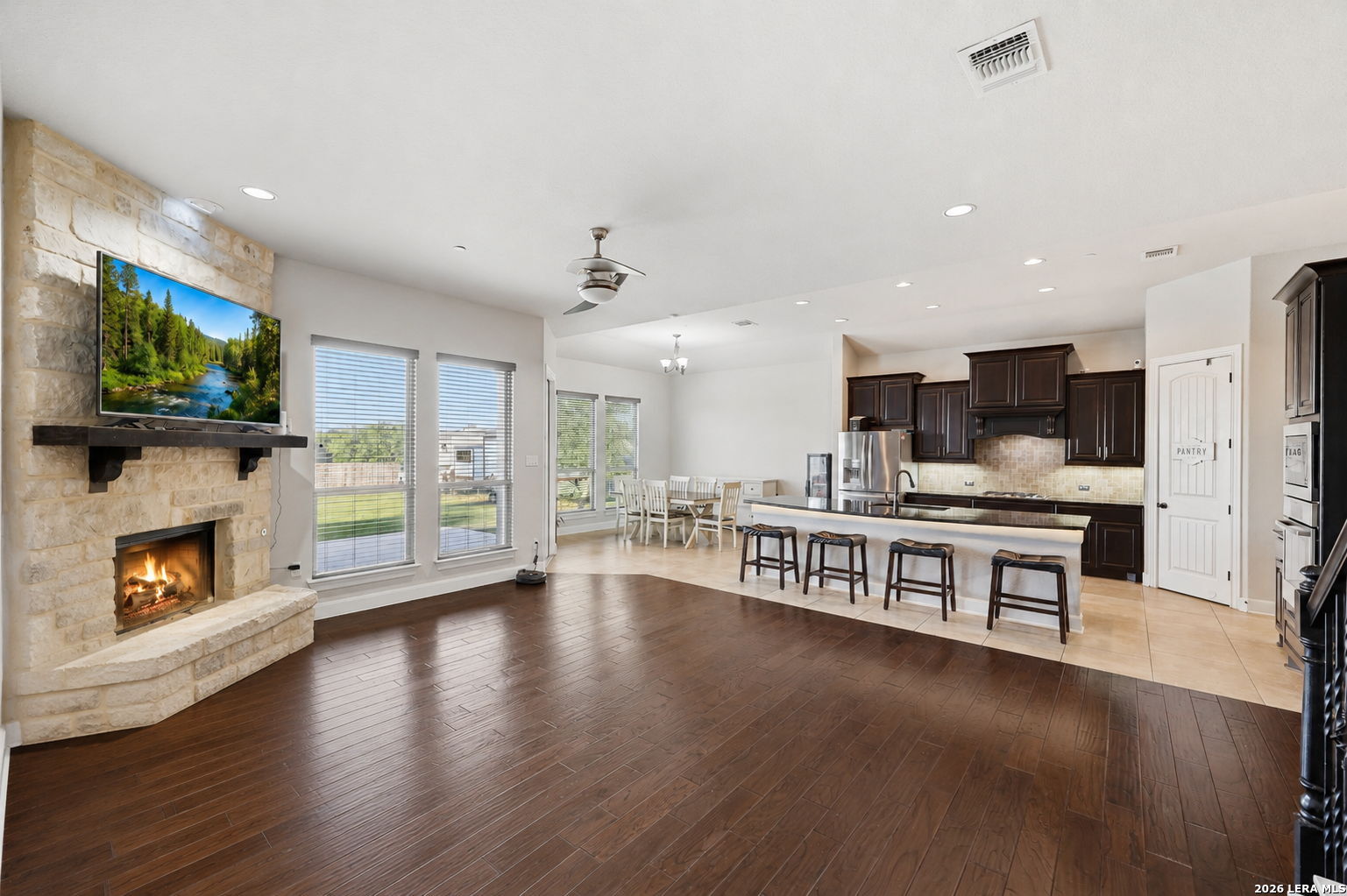 6014 Dewdrop Lane Converse TX 78109