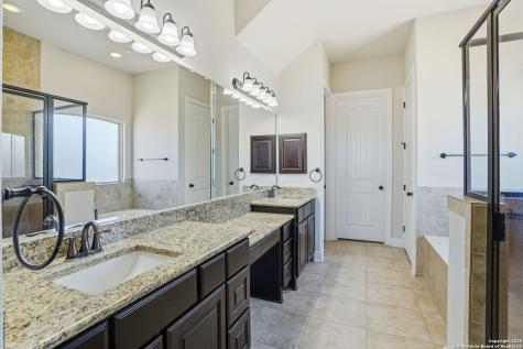 6014 Dewdrop Lane Converse TX 78109
