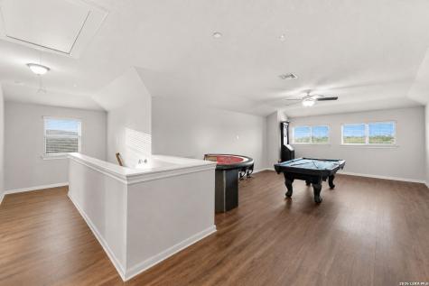 6014 Dewdrop Lane Converse TX 78109