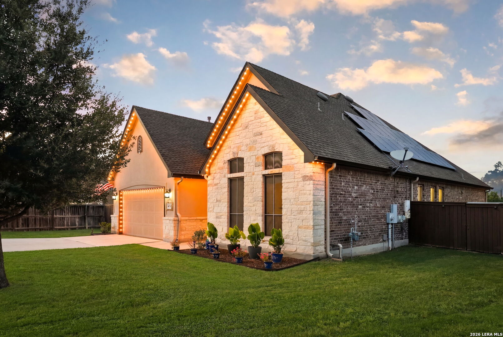 6014 Dewdrop Lane Converse TX 78109