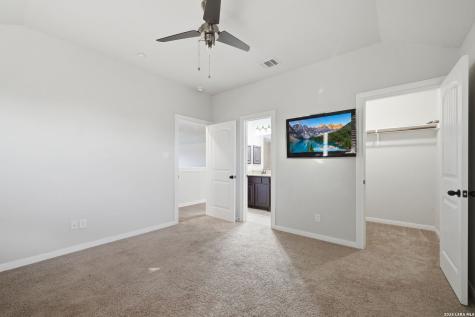 6014 Dewdrop Lane Converse TX 78109