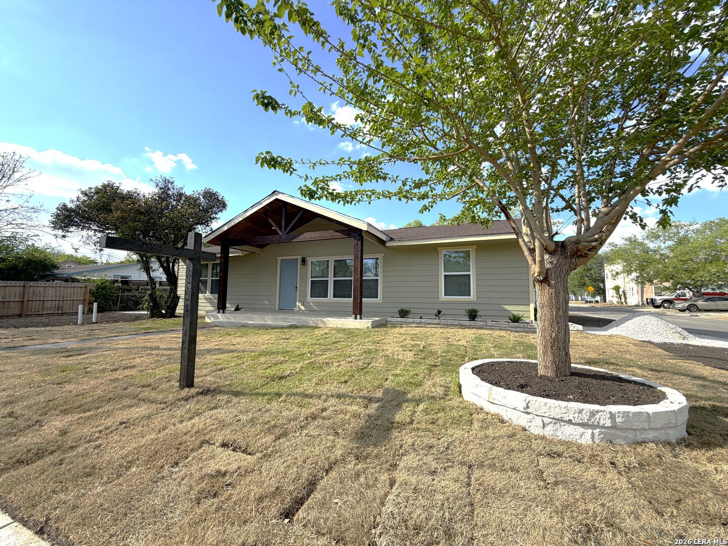 703 W Rosewood San Antonio TX 78212