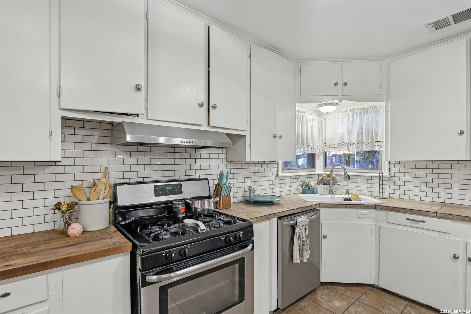202 Sutton Drive San Antonio TX 78228